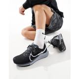 Nike Running Trail Pegasus 4 trainers in black and white