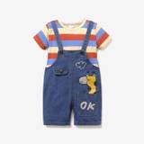 2pcs Baby Boy/Girl 95% Cotton Short-sleeve Striped Tee and Cartoon Giraffe Print Denim Overalls Shorts Set