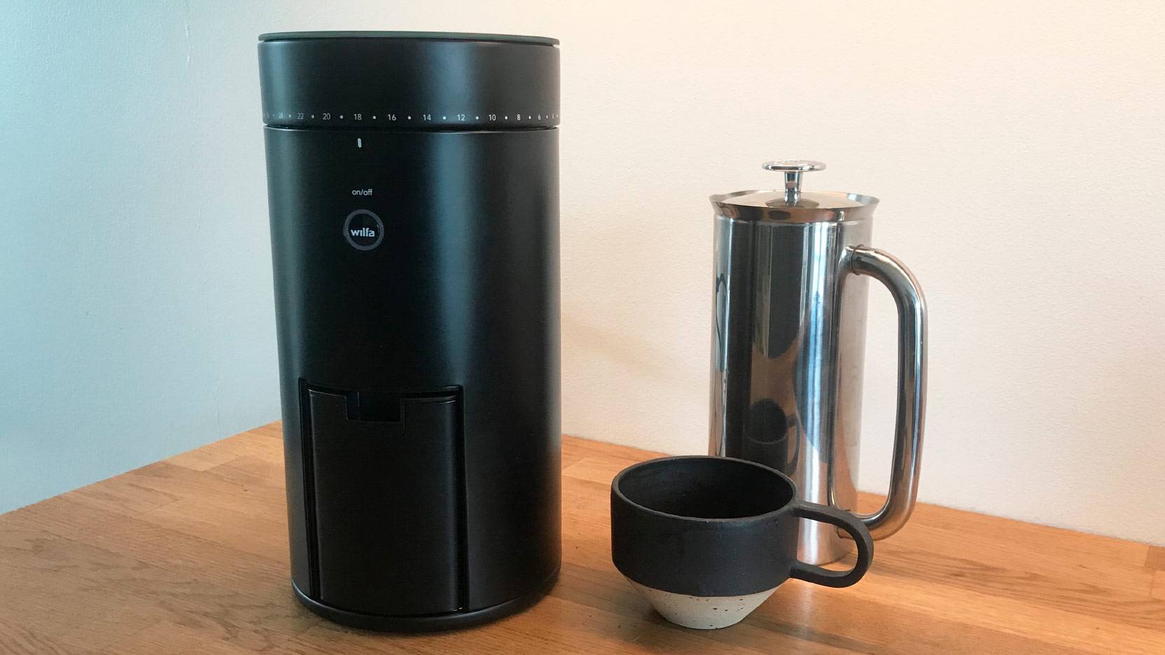 Image of Wilfa Uniform on the kitchen counter with a cafetière