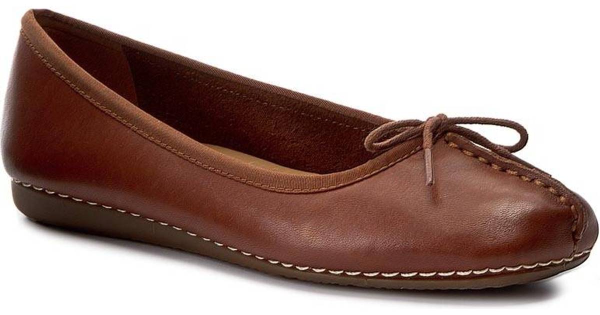 clarks freckle ice sale