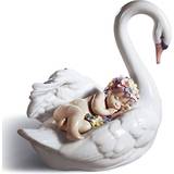 Lladro Drifting Through Dreamland Swan Figurine 16cm