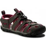 39 ½ Sport Sandals Keen Clearwater CNX - Magnet/Sangria