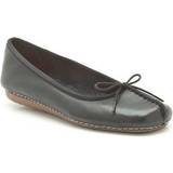 Clarks Low Shoes Clarks Freckle Ice - Black