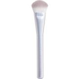 NYX Holographic Halo Sculpting Highlighting Brush