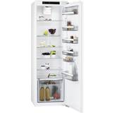 Right Integrated Refrigerators AEG SKE818E1DC White