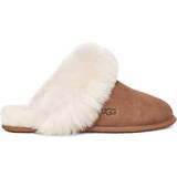 UGG Women Shoes UGG Scuff Sis - Chestnut