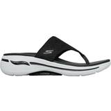 Textile Slippers & Sandals Skechers Go Walk - Black/White