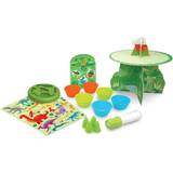 Plastic Food Toys Gusto Dinos Cupcake Activity Set Bake, Decorate, Play