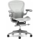 Adjustable Seat Office Chairs Herman Miller Aeron Medium Office Chair 104.5cm