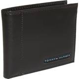Tommy Hilfiger Cambridge Men's Leather Wallet with ID Passcase Brown