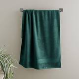 Catherine Lansfield Forest Anti-Bacterial Bath Towel Green