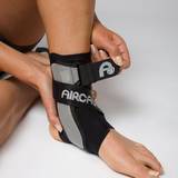Ankle support Aircast A60 Ankle Support Brace, Left Foot, Black, Medium Shoe Size: Men's 7.5-11.5 Women's 9-13