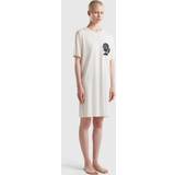 Nightgowns United Colors of Benetton Nightshirt With Floral Pocket, XS, Creamy Women
