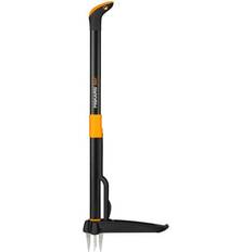 Cleaning & Clearing Fiskars Xact Weed Puller 1020126