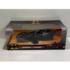 DC Comics Toy Cars DC Comics Batman Batmobile 1989 1:24 with Batman