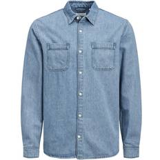 Jack & Jones Essentials denim overshirt in light vintage wash-Blue