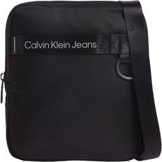 Calvin Klein Crossbody Bags Calvin Klein Urban Explorer Reporter K50K509817BDS