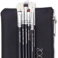 Zoeva Brushes Brush sets Its All About The Eyes Brush Set Brush Clutch 228 Crease Definer 234 Smoky Blender 317 Wing Liner 227 Eyeshadow Blender 230 Smoky Blender 322 Brow Liner 142 Concealer Buffer 231 Crease Definer 238 Smoky Liner 1 Stk