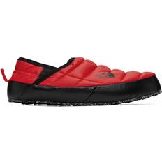 Textile - Women Slippers Thermoball Traction Mule V - TNF Red/TNF Black