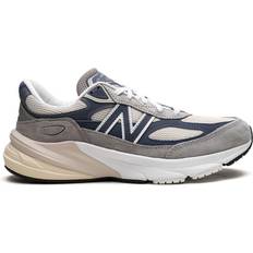 New Balance Fabric Trainers New Balance Gray & Blue Made In USA 990v6 Sneakers Blue Women Men