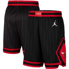 Basketball Trousers & Shorts Nike NBA Chicago Bulls Swingman Short