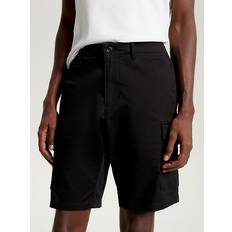 Tommy Hilfiger Shorts on sale Tommy Hilfiger 1985 Collection Harlem Relaxed Fit Cargo-Shorts BLACK