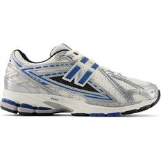 New Balance 8.5 - Women Running Shoes New Balance 1906R - Silver Metallic/Blue Agate/Sea Salt