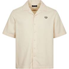 Fred Perry Men Tops Fred Perry Short Sleeve Revere Collar Shirt Oatmeal Beige