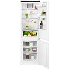 60 40 integrated fridge freezer AEG 7000 Greenzone NSC7G181DS Integrated