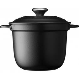 Le Creuset Satin Black Classic Every Cast Iron Round with lid 2 L 18 cm