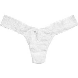 Hanky Panky Signature Lace Low Rise Thong - White