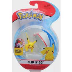 Tomy Clip N Go Pikachu + Premier Ball