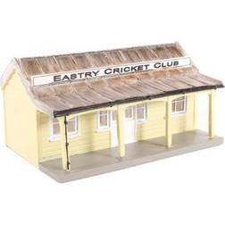 Hornby The Cricket Club Model