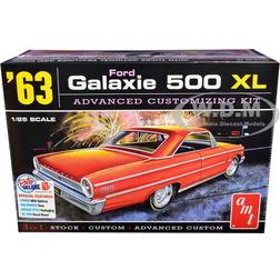Amt Skill 2 Model Kit 1963 Ford Galaxie 500 XL 3-in-1 Kit 1/25 Scale Model instock AMT1186