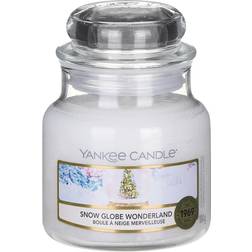 Yankee Candle Snow Wonderland Scented Candle