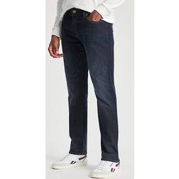Lee Extreme Motion Straight Fit Jean