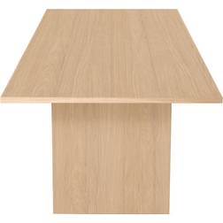 GUBI Private Dining Table