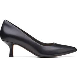 Clarks Ladies violet55 rae mid heeled court shoes