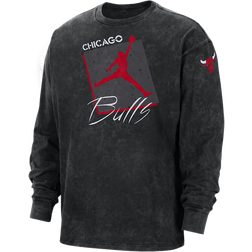 Jordan Chicago Bulls Courtside Max 90 Vintage Wash Statement Edition Long Sleeve T-shirt
