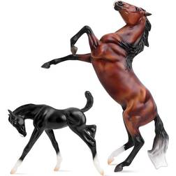 Breyer Horses Wild & & Foal Set