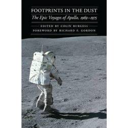 Footprints in the Dust (Hardcover, 2010)