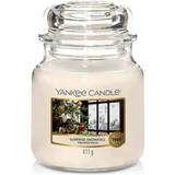Yankee Candle Surprise Snowfall Medium 411g Scented Candles