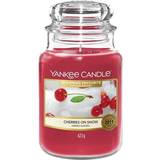 Yankee Candle Cherries on Snow Large 623 g Scented Candles