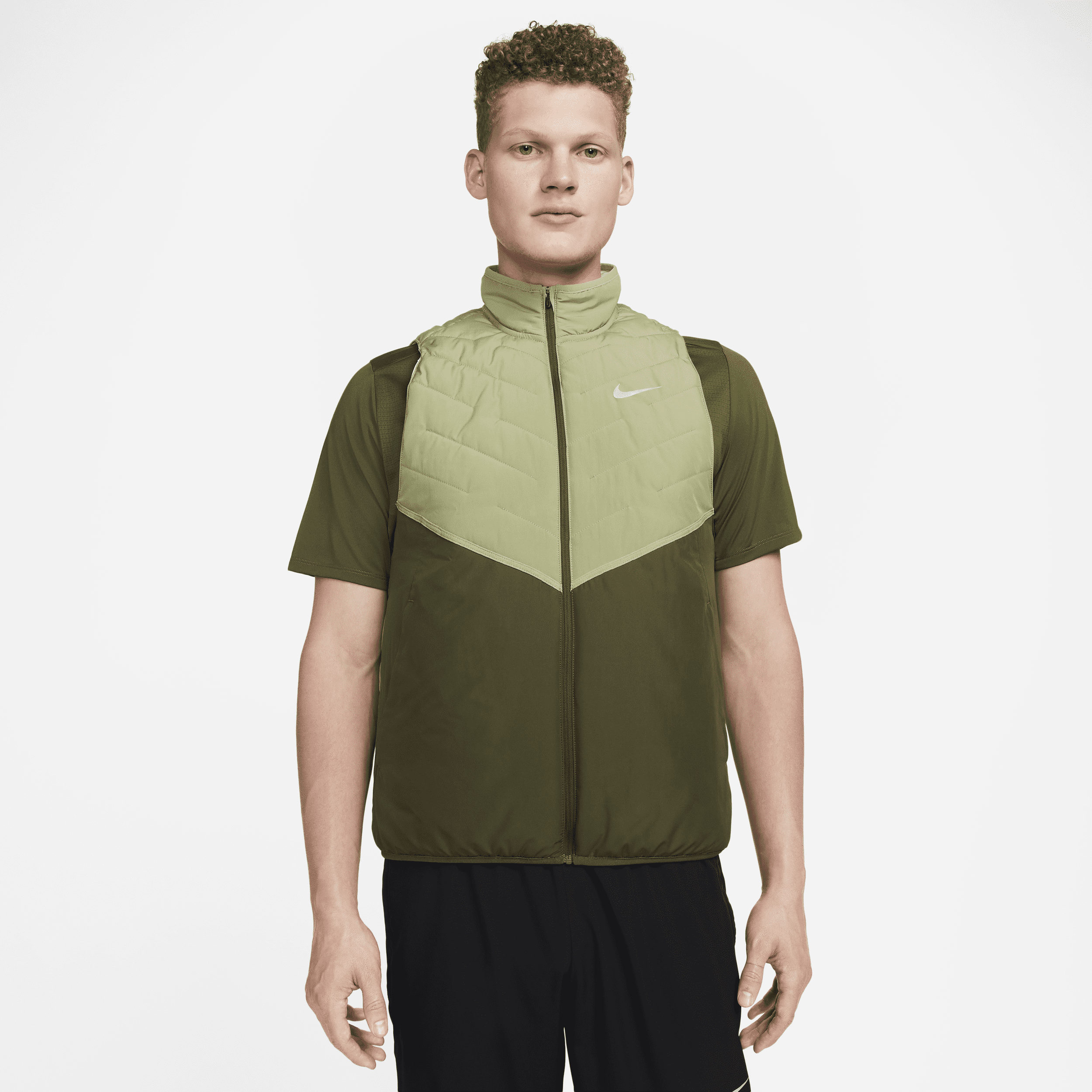 Nike Therma-FIT Repel Men's Synthetic-Fill Running Gilet Green