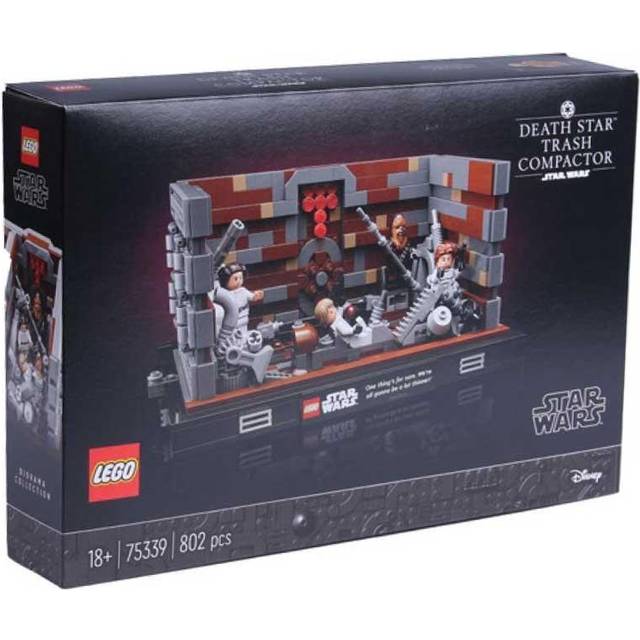 LEGO Star Wars Death Star Trash Compactor Diorama 75339 Building Kit (802  Pcs) : : Toys & Games